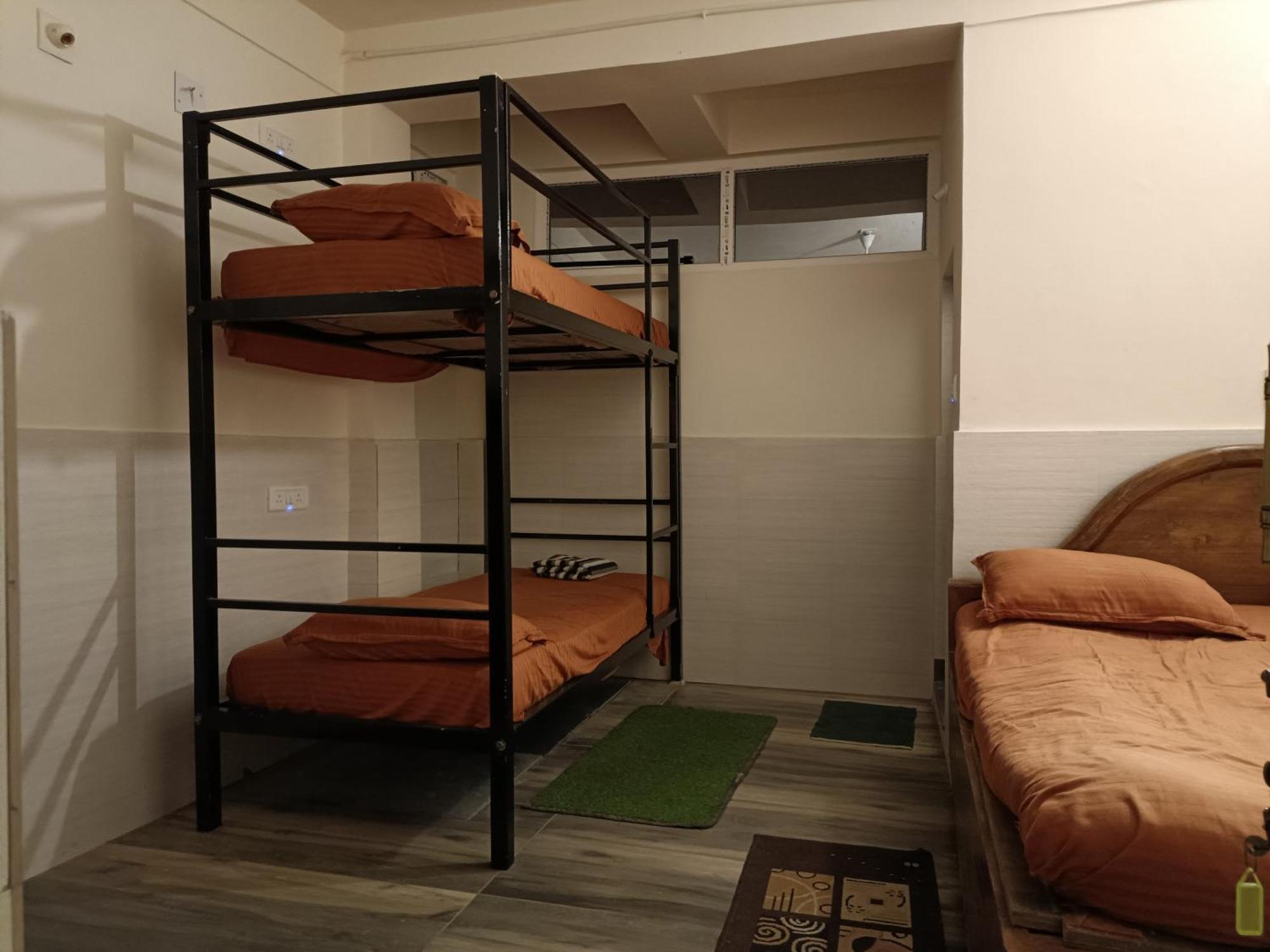 Nirman Homestay 5 Minutes Walk To Beach Пури Екстериор снимка