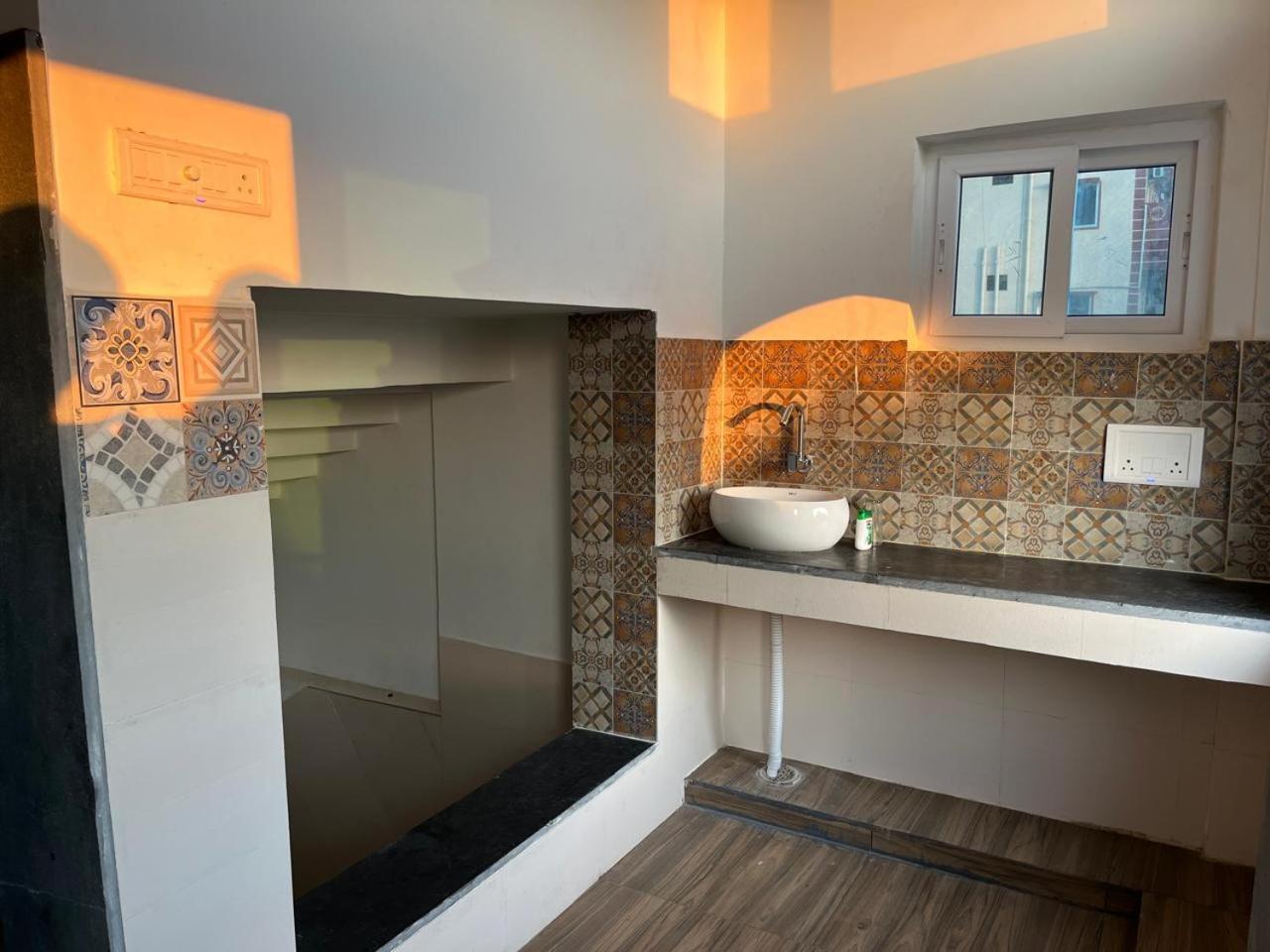 Nirman Homestay 5 Minutes Walk To Beach Пури Екстериор снимка